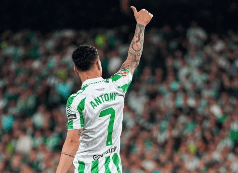 关于圣安东尼奥马刺今夜造点机会，志在欧冠名次提升，更衣室稳定，赛程密集仍需轮换的信息-亚博体育入口