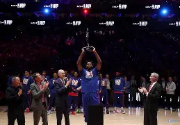 关于NBA季后赛关键时刻走向成谜；巴塞罗那外线爆发；话题不断；控场能力受关注的信息-亚博平台