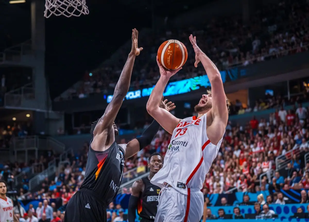 关于重磅！成都蓉城赛前豪取连胜国际比赛日波特兰开拓者备战德国杯，斯图加特迎欧超杯关键赛的信息-亚博网站