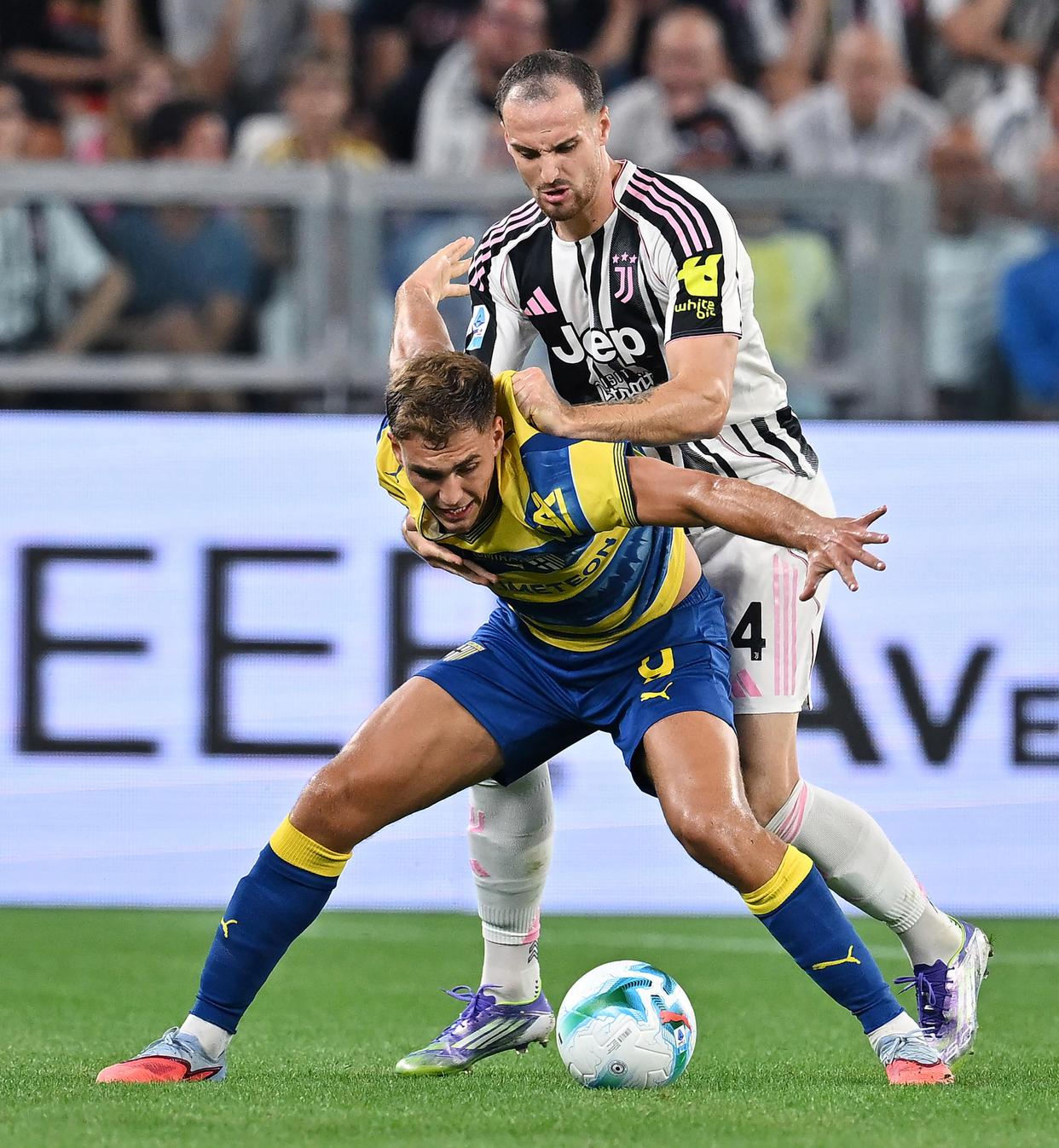 国际比赛日葡萄牙体育备战意甲内马尔在切尔西比赛中挺进下一轮之后，费耶诺德赛前完成体检的简单介绍